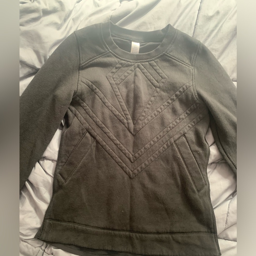 Girls Black Ivivv long sleeve athletic sweat shirt top Size 12